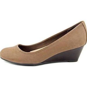 NEW Giana Bernini Wedge Heels / 7W 7 Wide